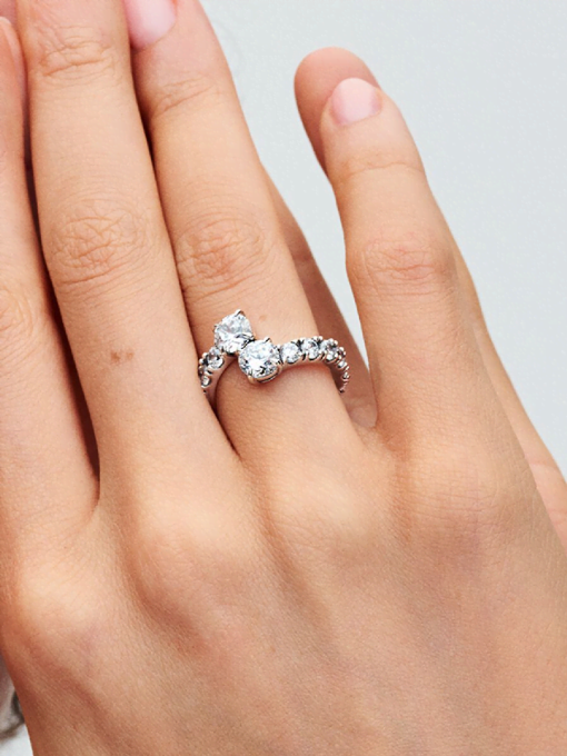 Sparkling Overlapping Band Ring - Image 2