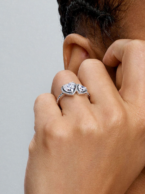 Sparkling Halo Hearts Ring - Image 2