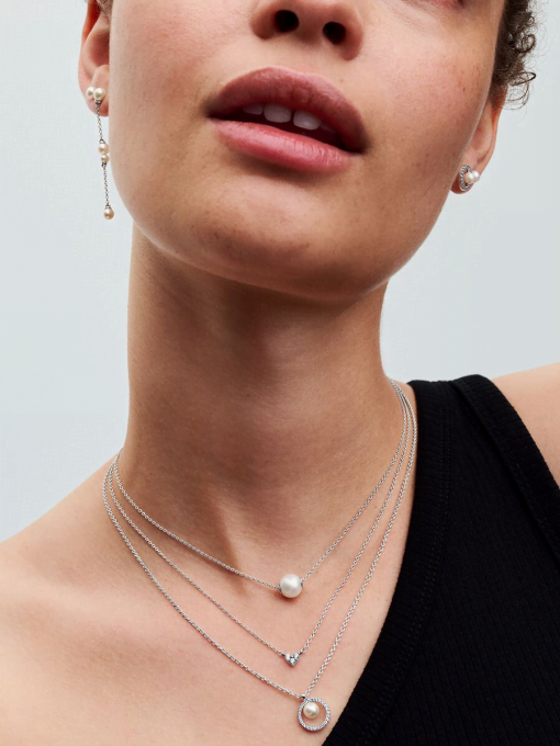 Treated Freshwater Cultured Pearl & Pave Collier Necklace - Image 4