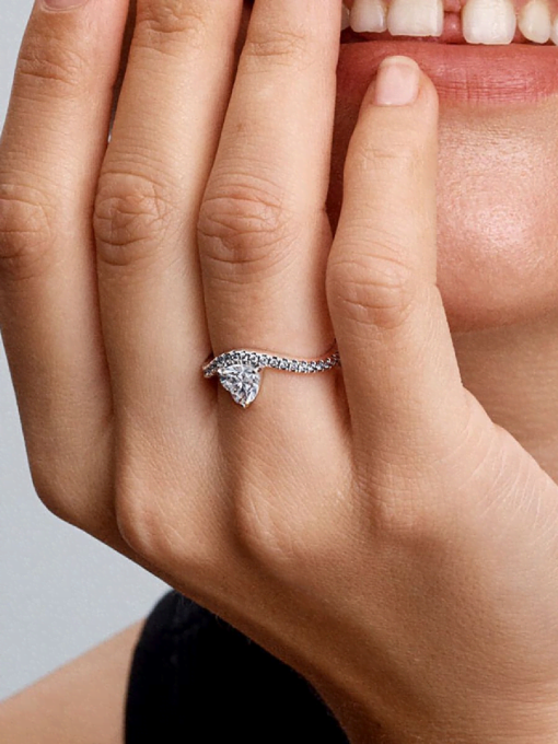 Wavy Pave Heart Ring - Image 2