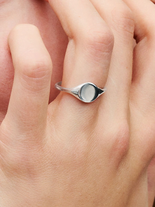 Engravable Signet Ring - Image 2