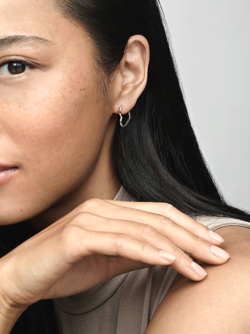 Asymmetrical Heart Hoop Earrings - Image 4