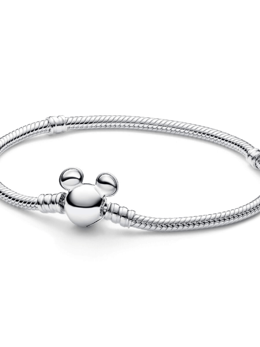 Disney Mickey Mouse Clasp Moments Snake Chain Bracelet