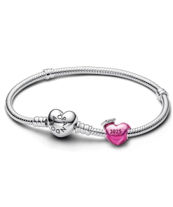 2025 Graduation Charm Bracelet