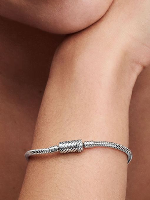 Easy-Close Magnetic Clasp Snake Chain Bracelet - Image 2