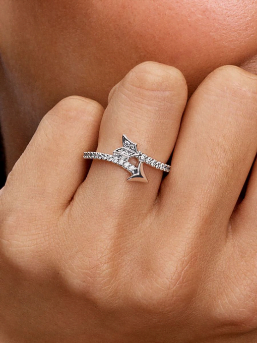Sparkling Arrow Ring - Image 2