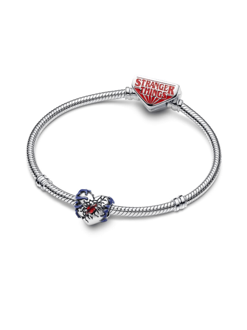 Stranger Things Glow-in-the-dark Heart Charm - Image 5