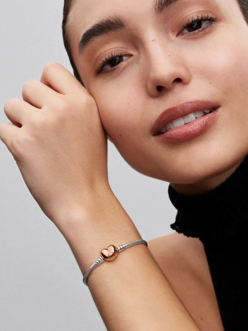 Moments Heart & Snake Chain Bracelet - Image 4