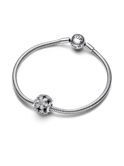 Sparkling Herbarium Cluster Round Charm - Image 5