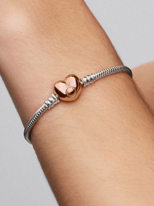 Moments Heart & Snake Chain Bracelet - Image 2