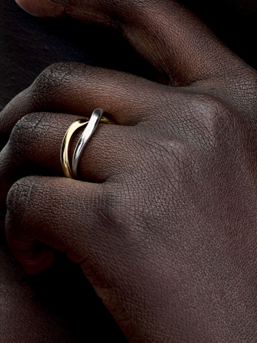 Two-tone Entwined Bands Ring - Image 2