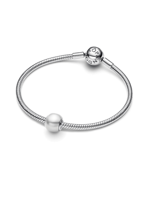 White Charm - Image 5