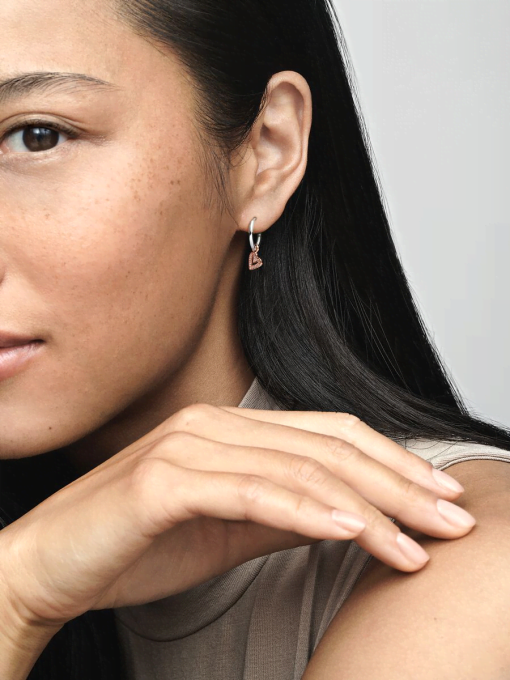 Sparkling Freehand Heart Hoop Earrings - Image 4