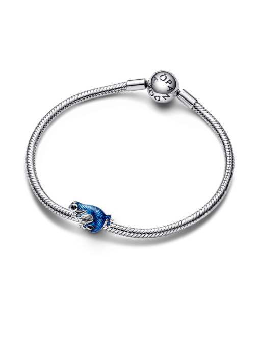 Metallic Blue Gecko Charm - Image 6